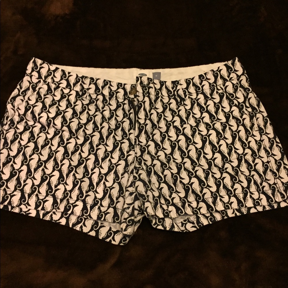 Seahorse shorts